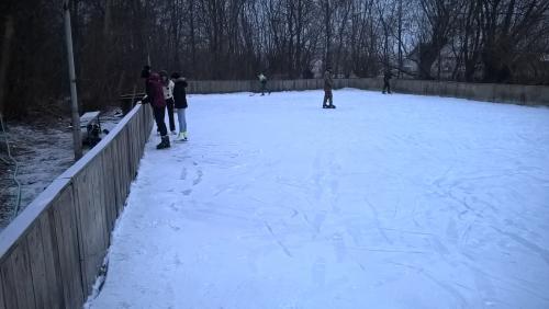 Zimné korčuľovanie v&nbsp;obci 2